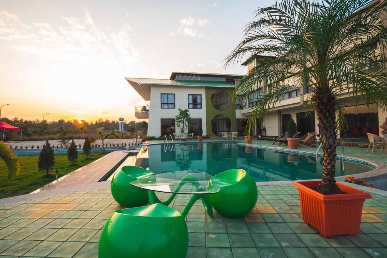 La Vita Nuova Resort Shaugaon Kültér fotó