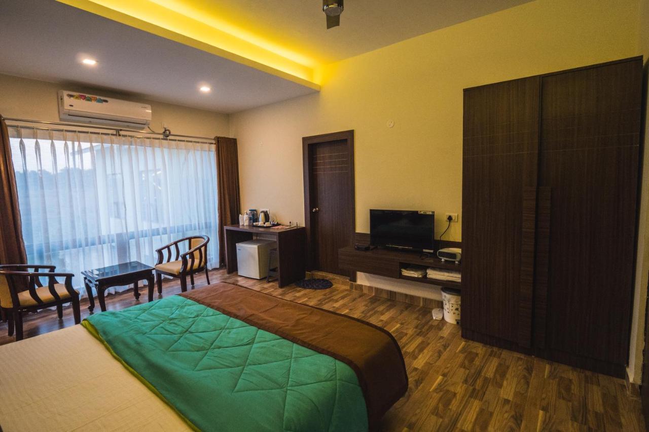 La Vita Nuova Resort Shaugaon Kültér fotó