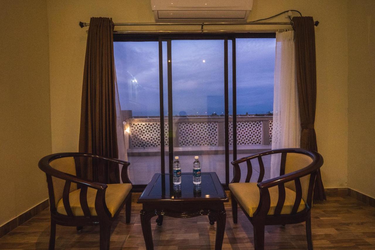 La Vita Nuova Resort Shaugaon Kültér fotó