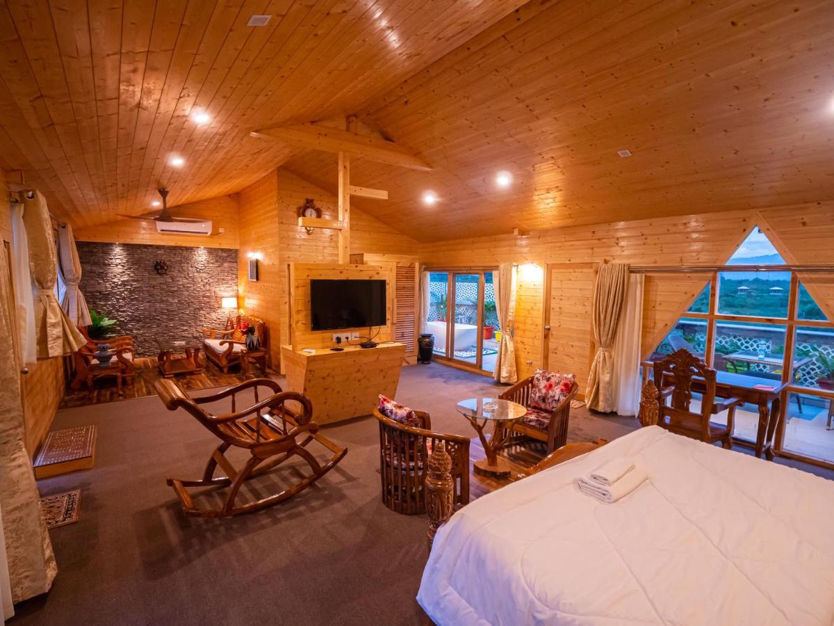 La Vita Nuova Resort Shaugaon Kültér fotó